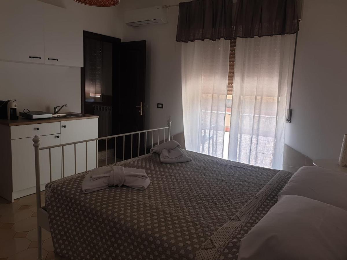 Dimoramuri B&B คาตาเนีย ภายนอก รูปภาพ