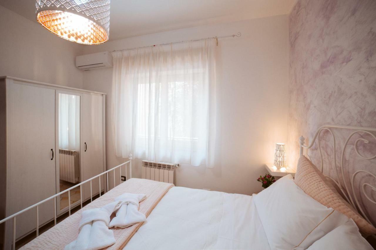 Dimoramuri B&B คาตาเนีย ภายนอก รูปภาพ