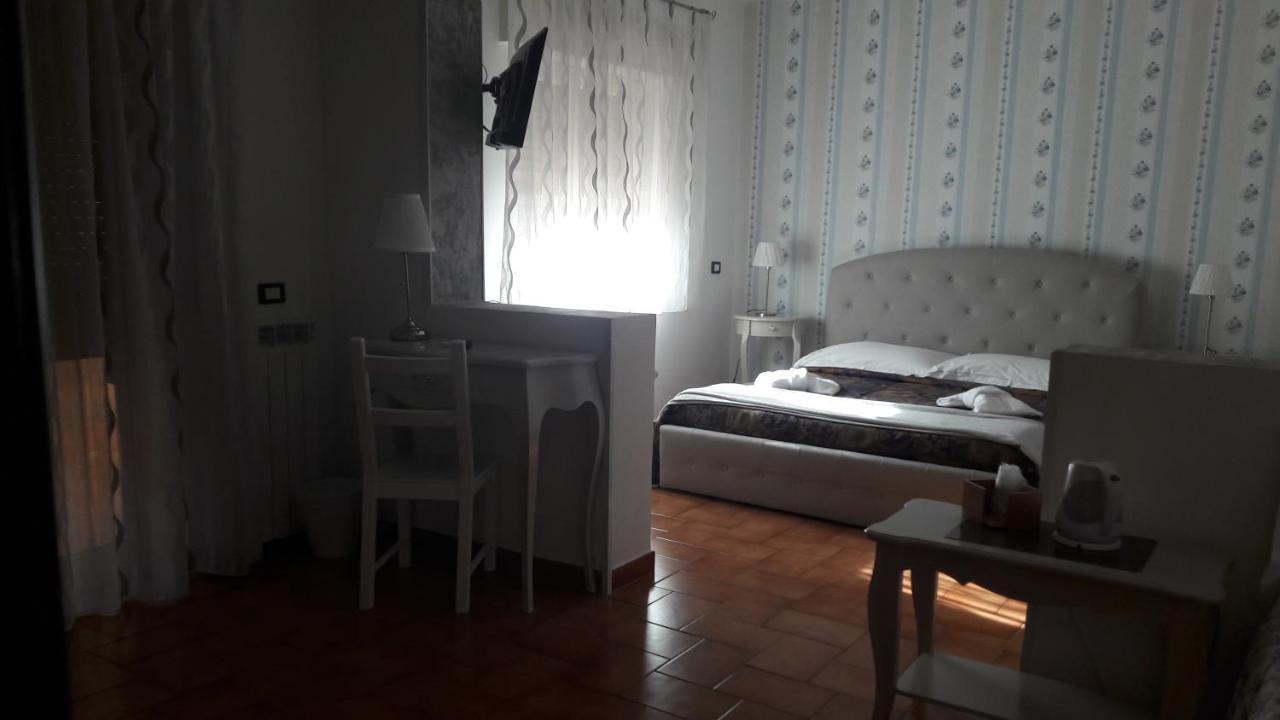 Dimoramuri B&B คาตาเนีย ภายนอก รูปภาพ
